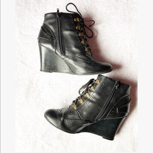 Chinese Laundry Black Lace Up Booties